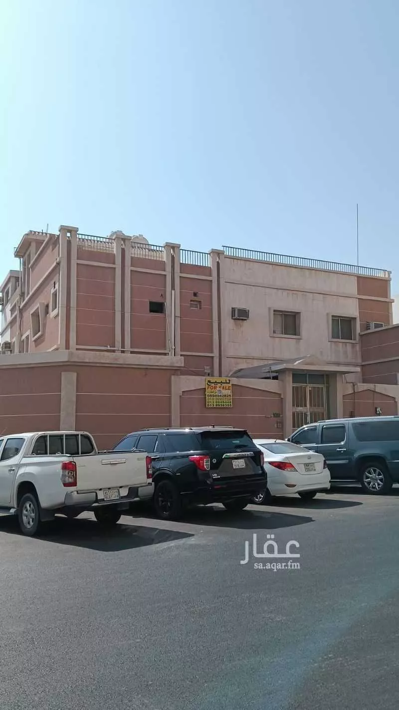 فيلا  في العقربية، الخبر