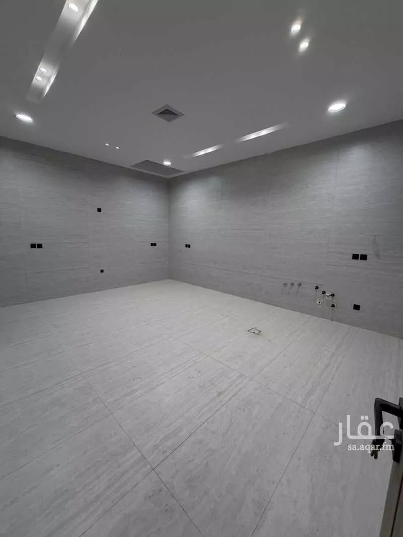 4 bedroom villa in Al Shiraa, Eastern Province 13