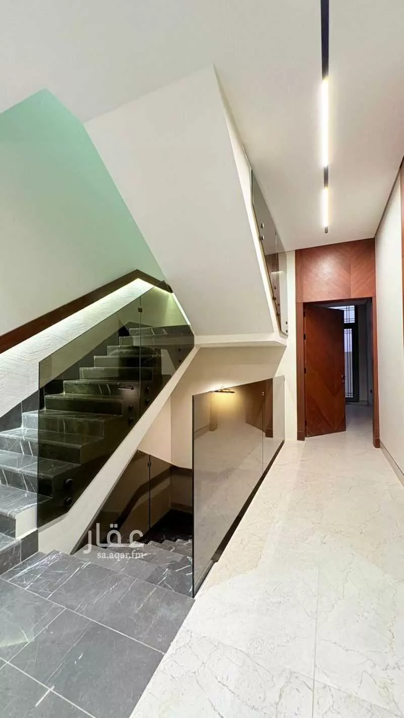 6 bedroom villa in Al Mahdiyyah 18