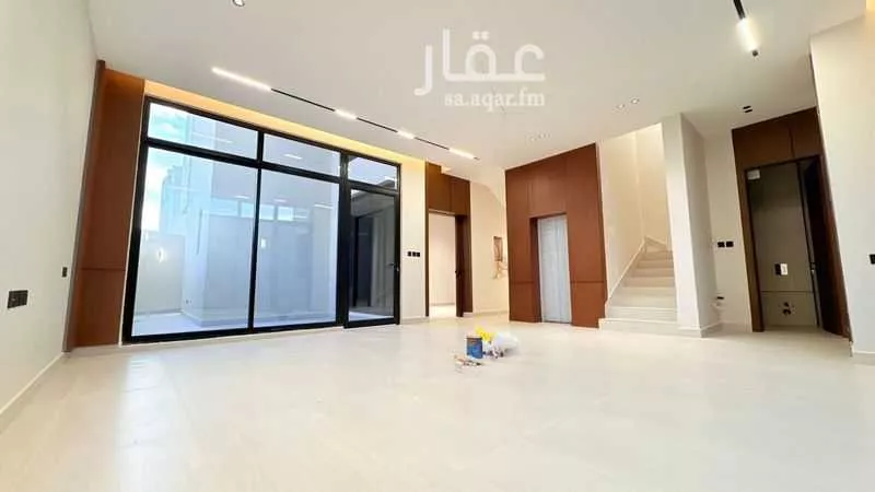 5 bedroom villa in Al Mahdiyyah 5