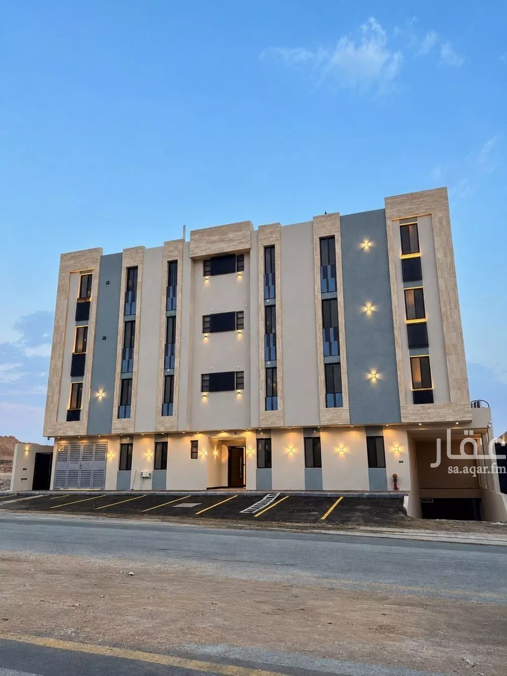 عقار 35 غرف في الجنادرية، الرياض