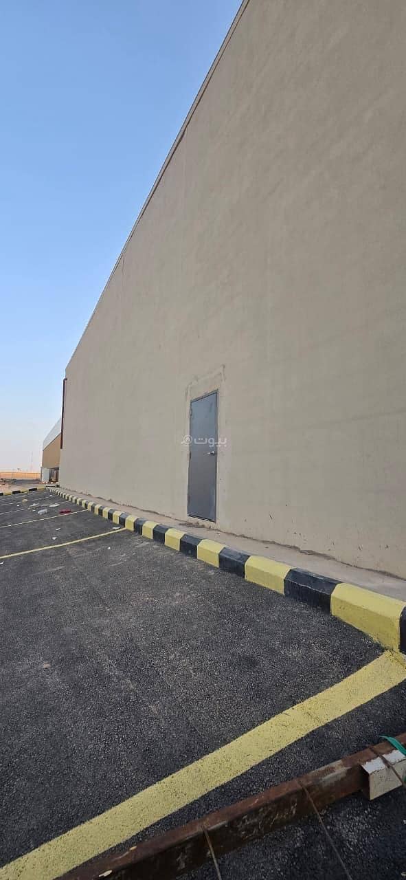 warehouse in Al Ghnamiah, Riyadh 4
