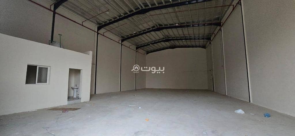 warehouse in Al Ghnamiah, Riyadh 9