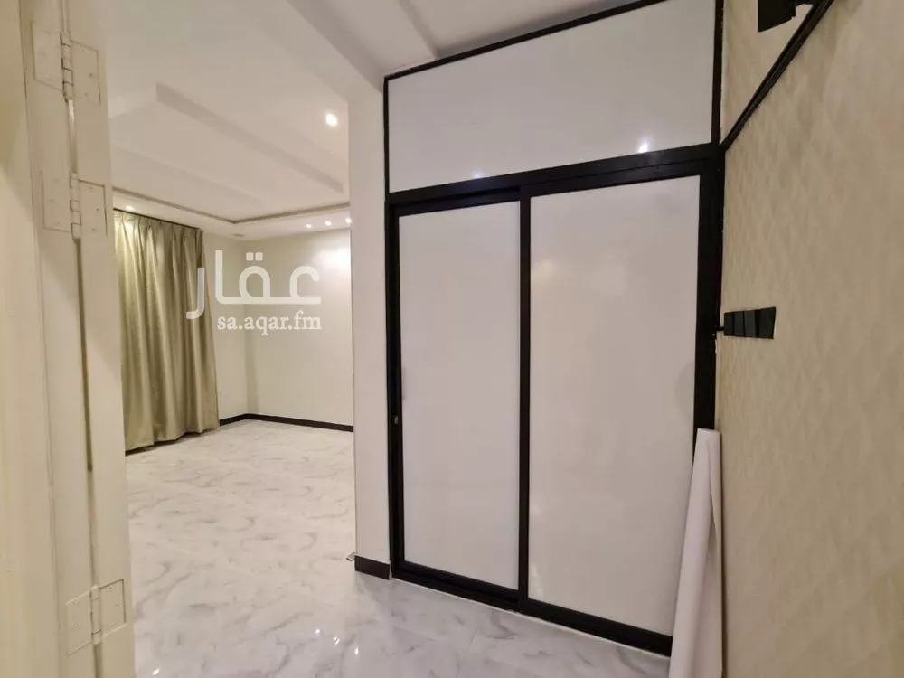 فيلا 8 غرف في المونسية 3