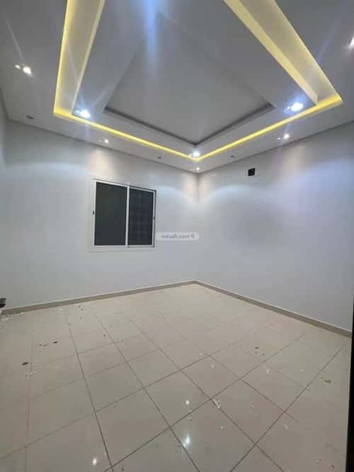 3 bedroom apartment in Al Hazm 4