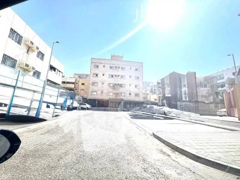 55 bedroom building in Al Sharafiyah, Jeddah 3