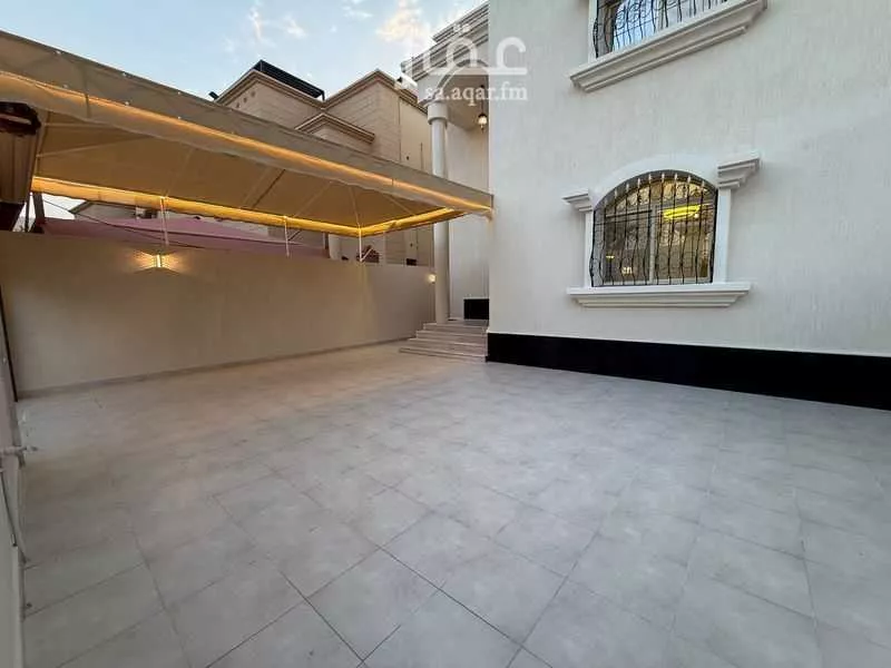 5 bedroom villa in Al Nuzhah, Eastern Province 5