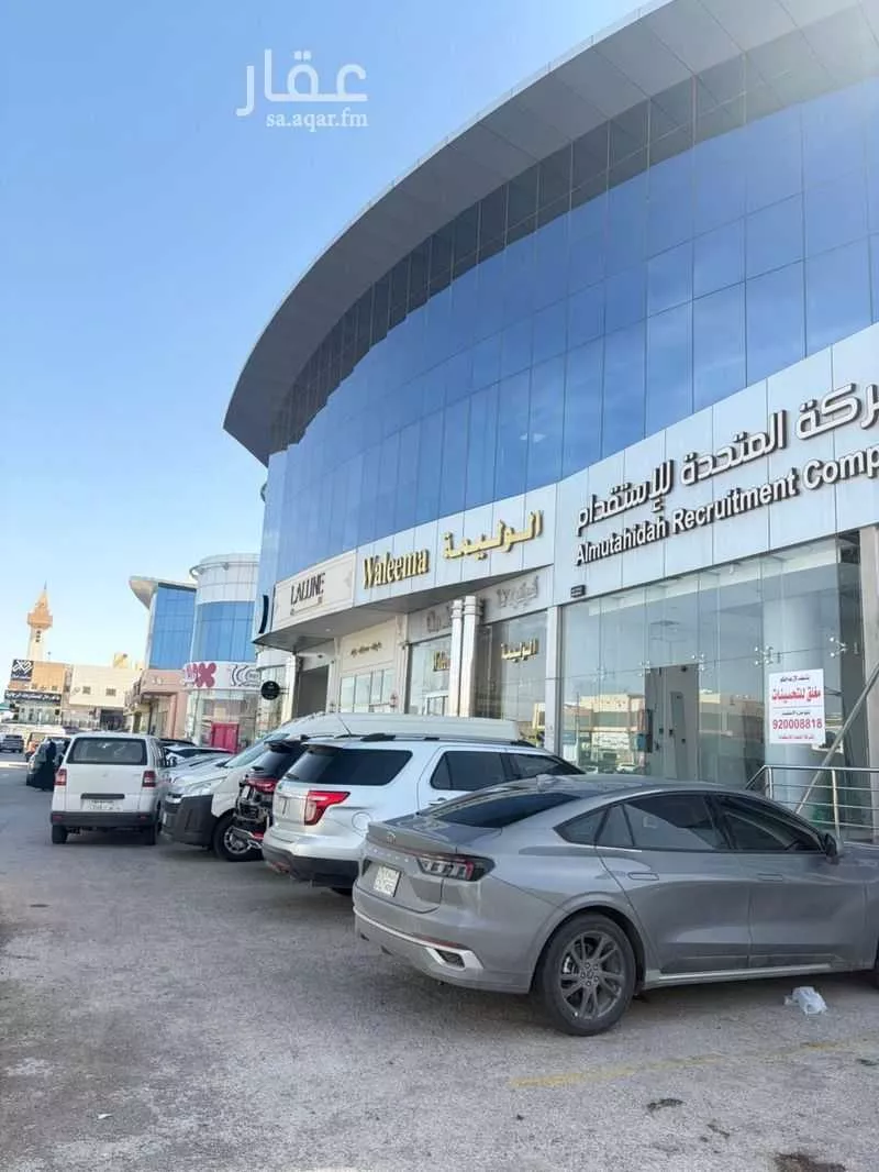 10 bedroom office in At Taawon, Riyadh 8