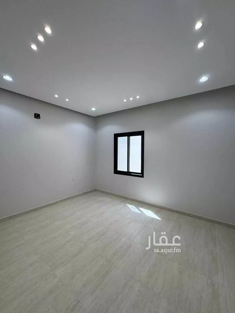 فيلا 4 غرف في الرمال 10
