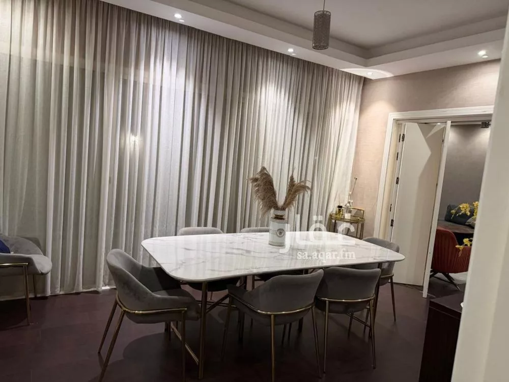 5 bedroom villa in Al Yasmin 3