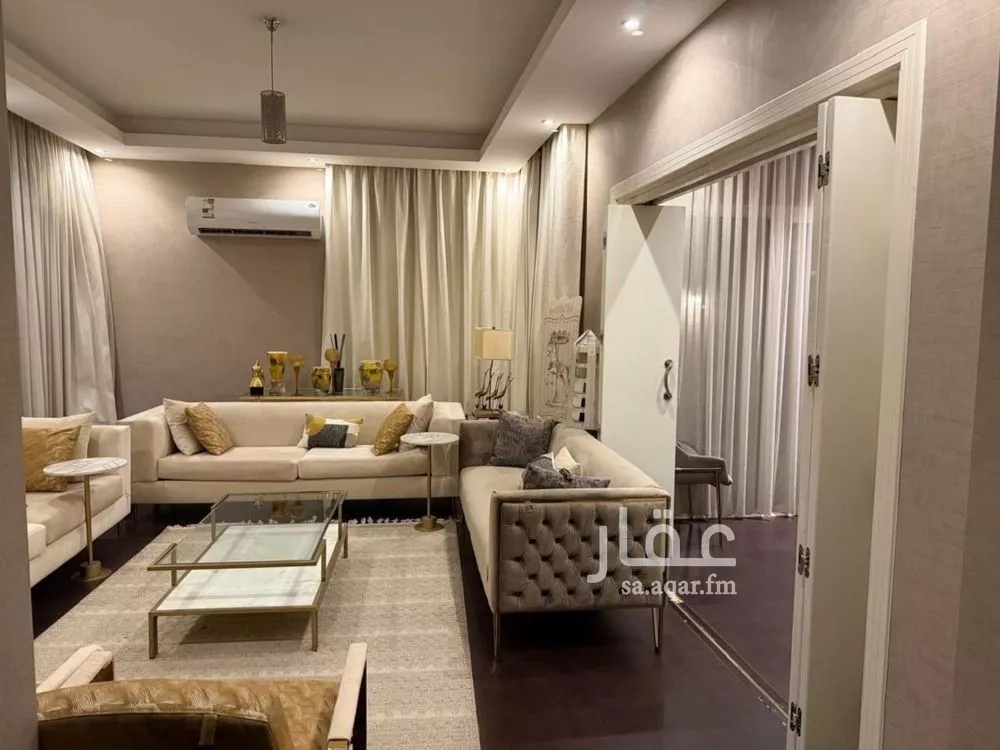 5 bedroom villa in Al Yasmin 7