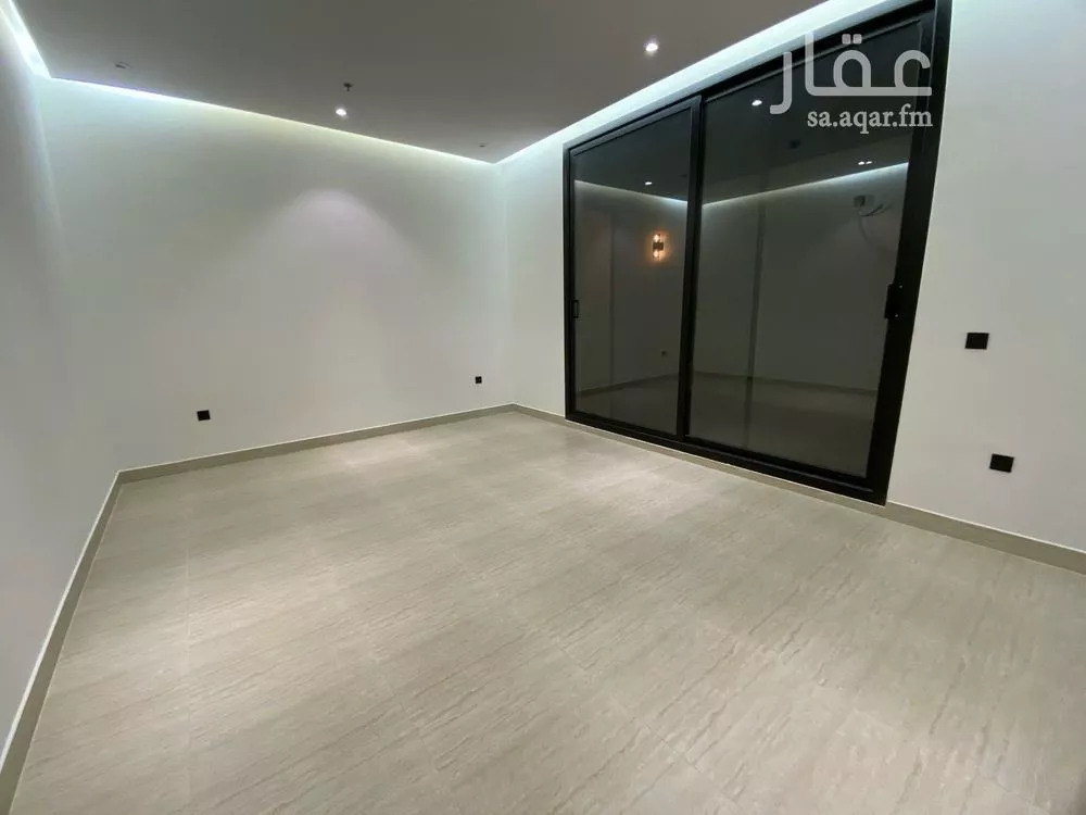 3 bedroom apartment in Al Nuzhah 5