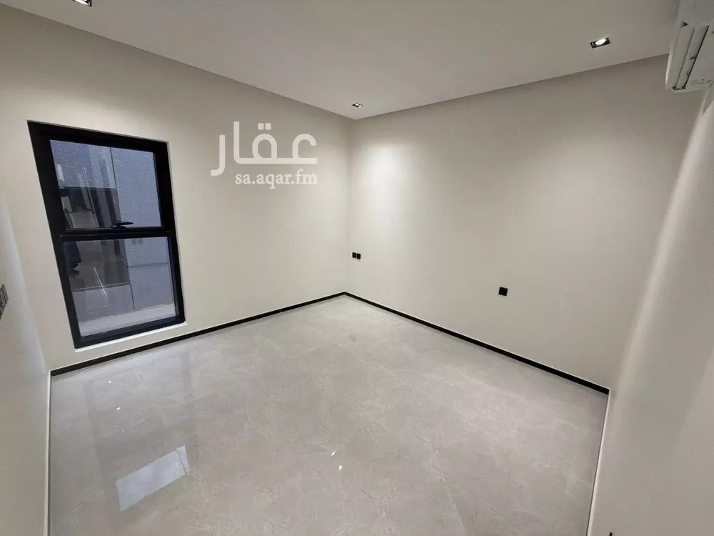 فيلا 4 غرف في النرجس 15