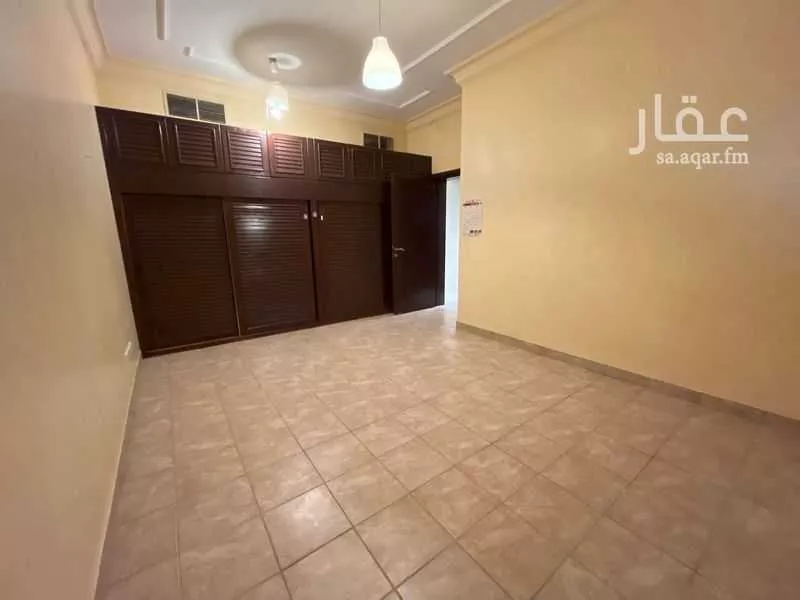 فيلا 4 غرف في الوادي 16