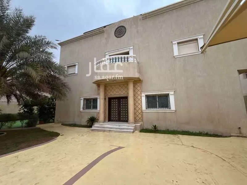 فيلا 4 غرف في الوادي 30
