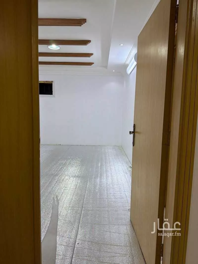 5 bedroom villa in Al Uraija Al Gharbiyah 2