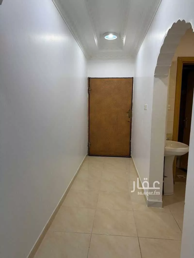 5 bedroom villa in Al Uraija Al Gharbiyah 6