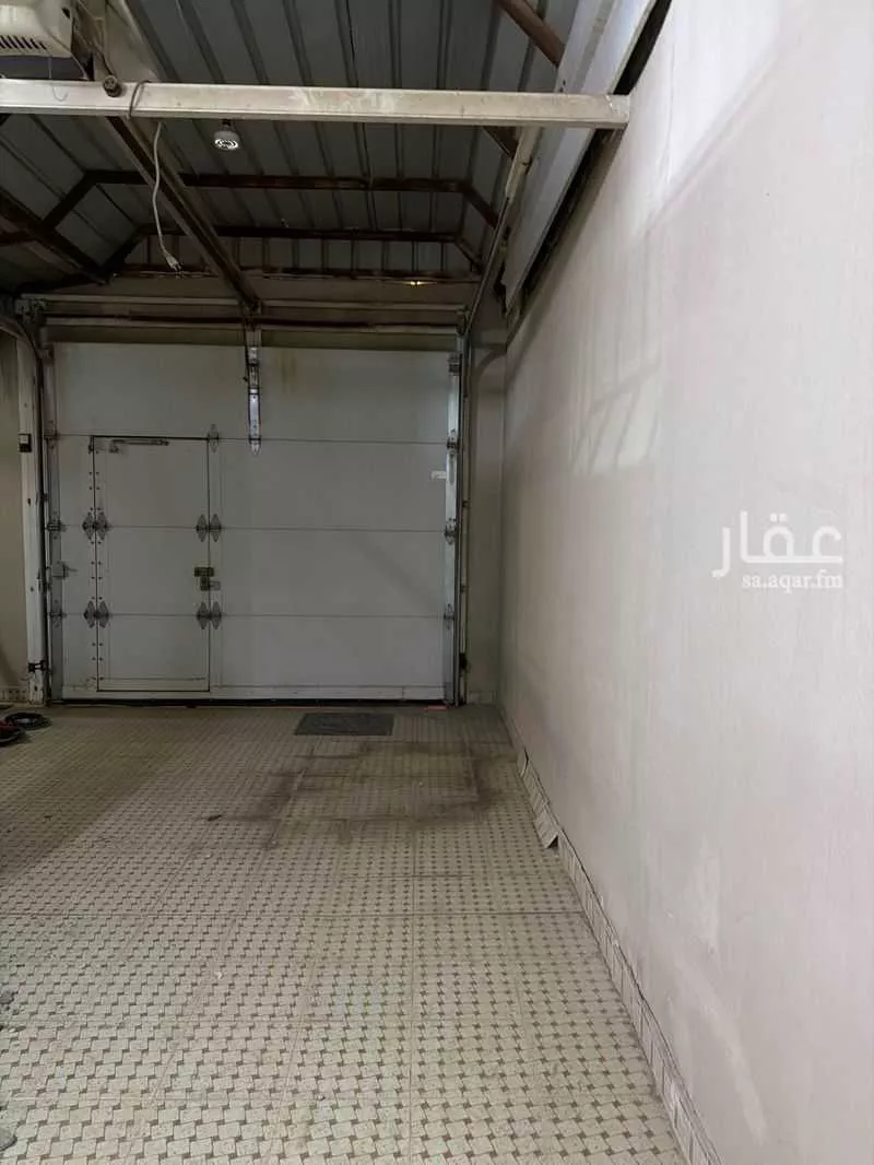 5 bedroom villa in Al Uraija Al Gharbiyah 10