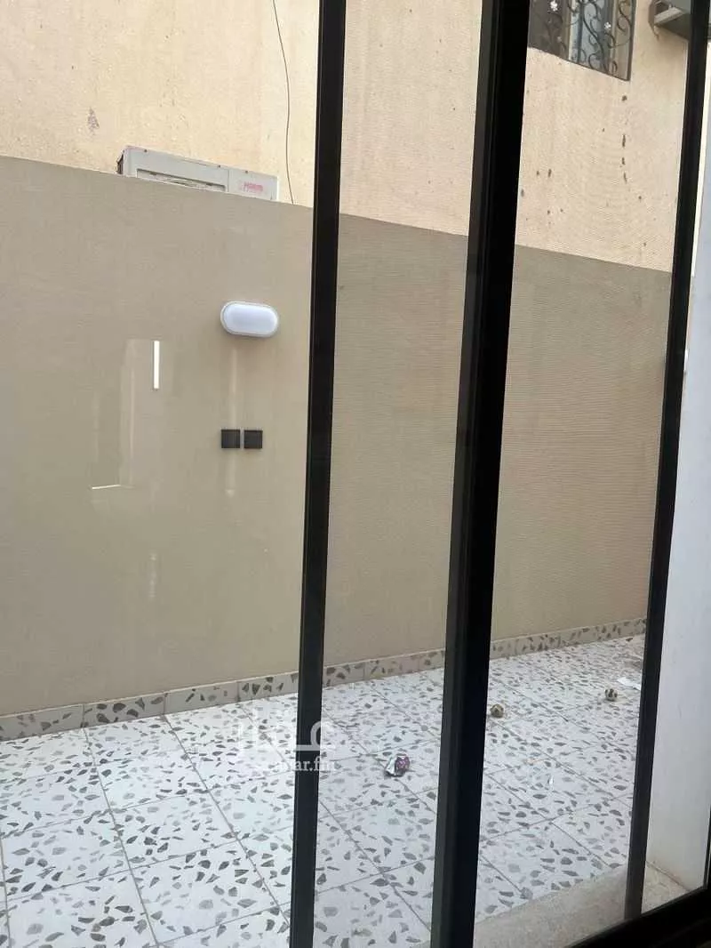 فيلا 120 غرف في ظهرة لبن 17