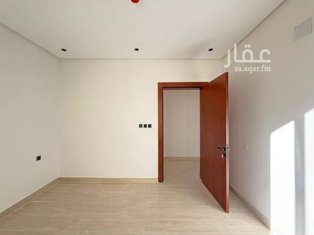 3 bedroom villa in Al Mahdiyyah 5