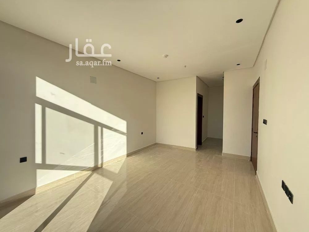 3 bedroom villa in Al Mahdiyyah, Riyadh 16