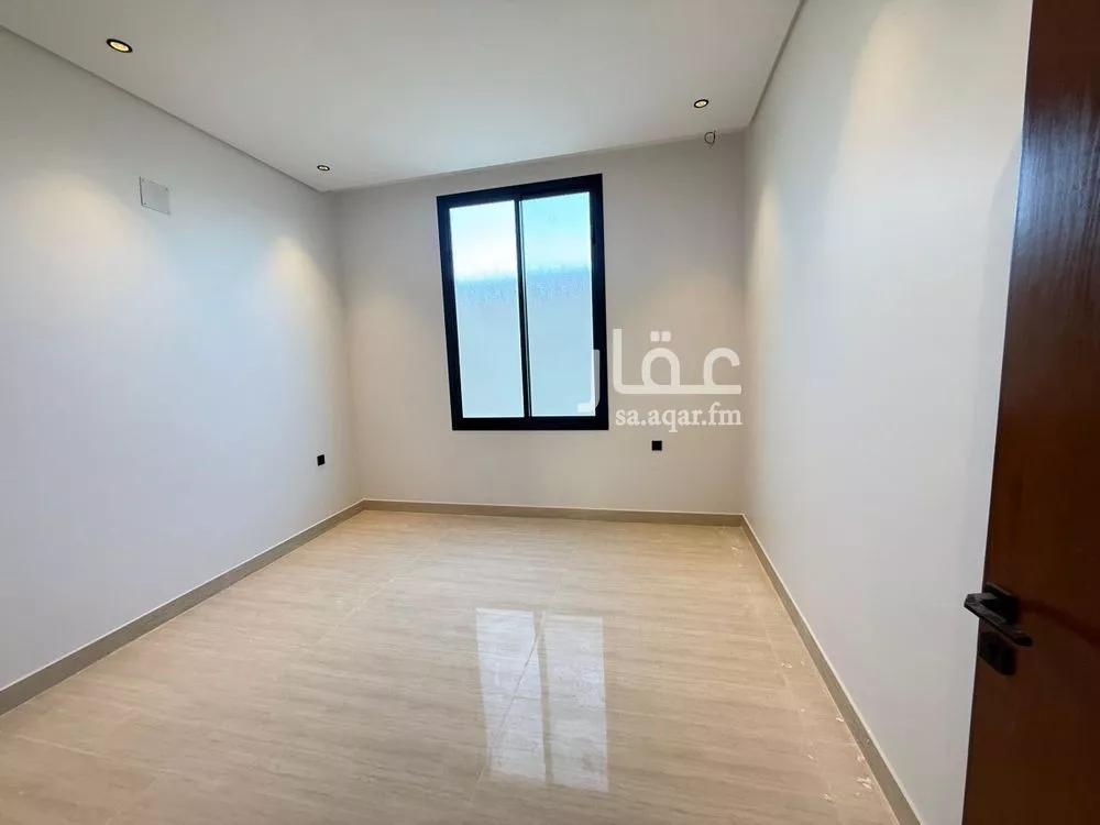 3 bedroom villa in Al Mahdiyyah, Riyadh 7
