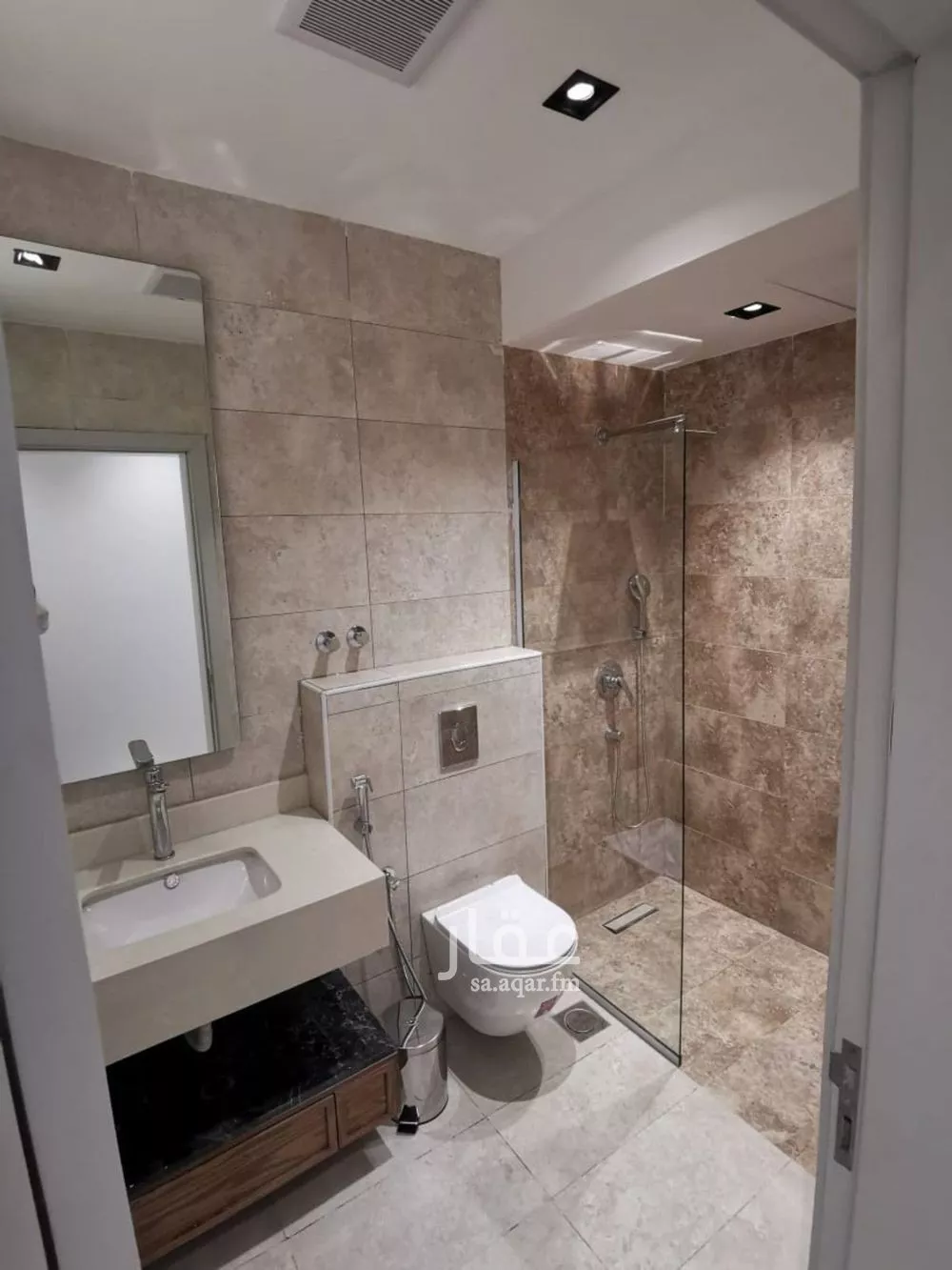 3 bedroom apartment in Al Yasmin 4