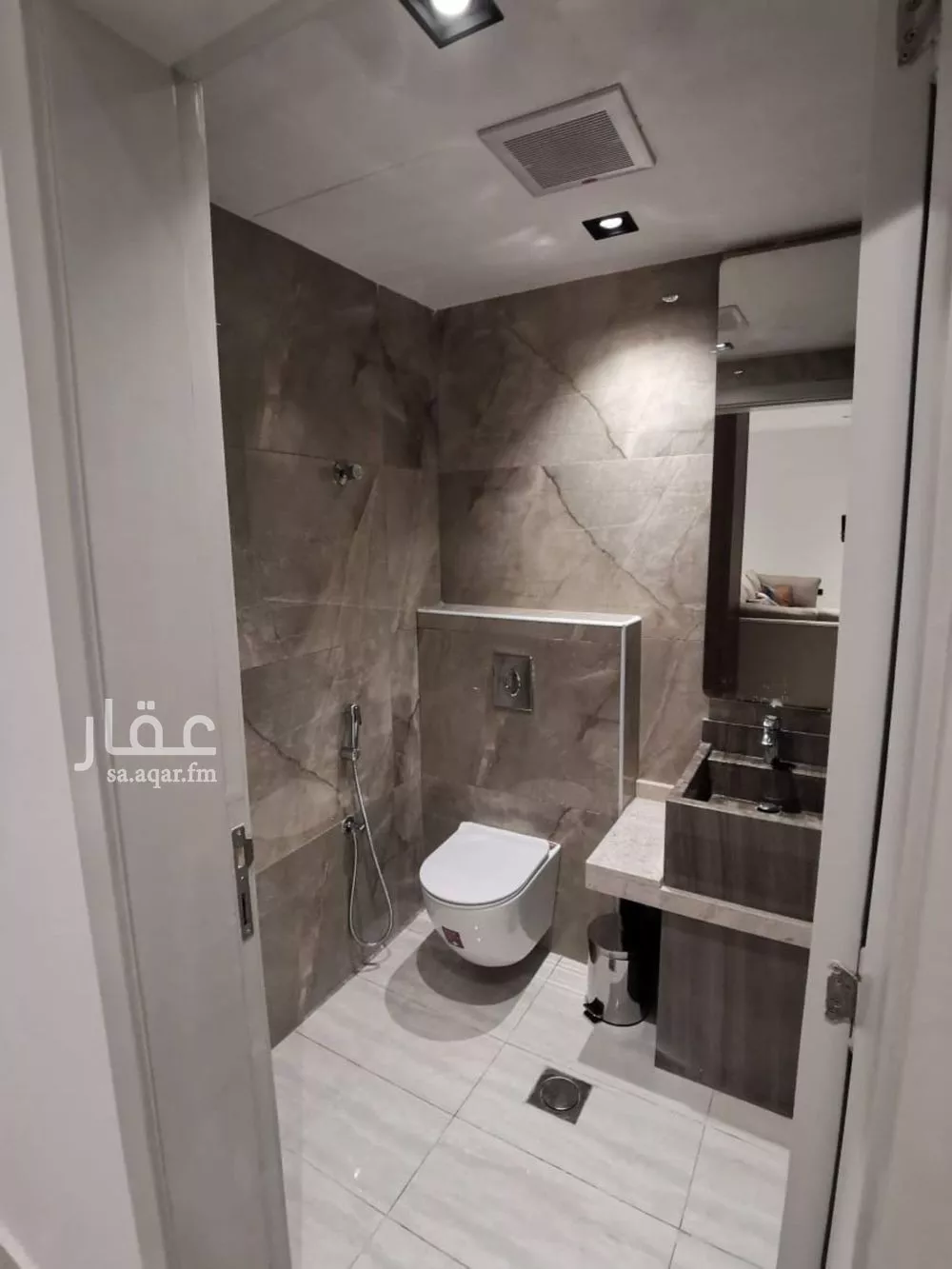 3 bedroom apartment in Al Yasmin 8