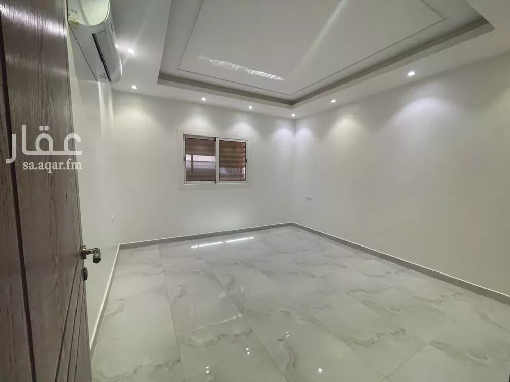 6 bedroom duplex in Al Malqa 25