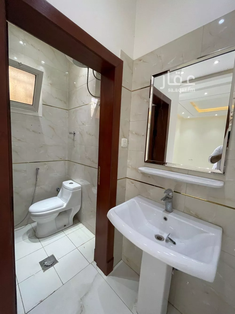 6 bedroom duplex in Al Malqa 10