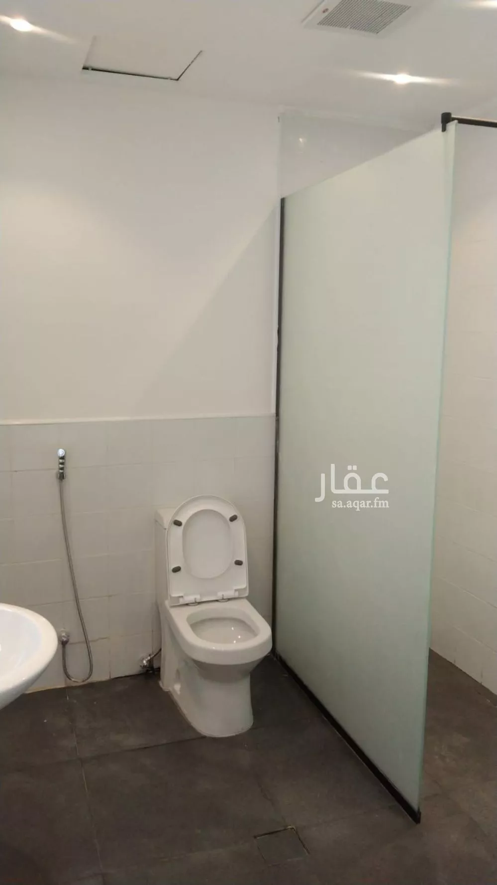 فيلا 3 غرف في المروج 5