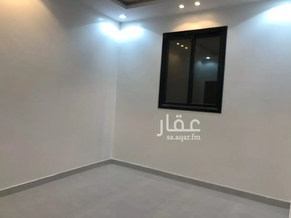 فيلا 8 غرف في الرمال 7