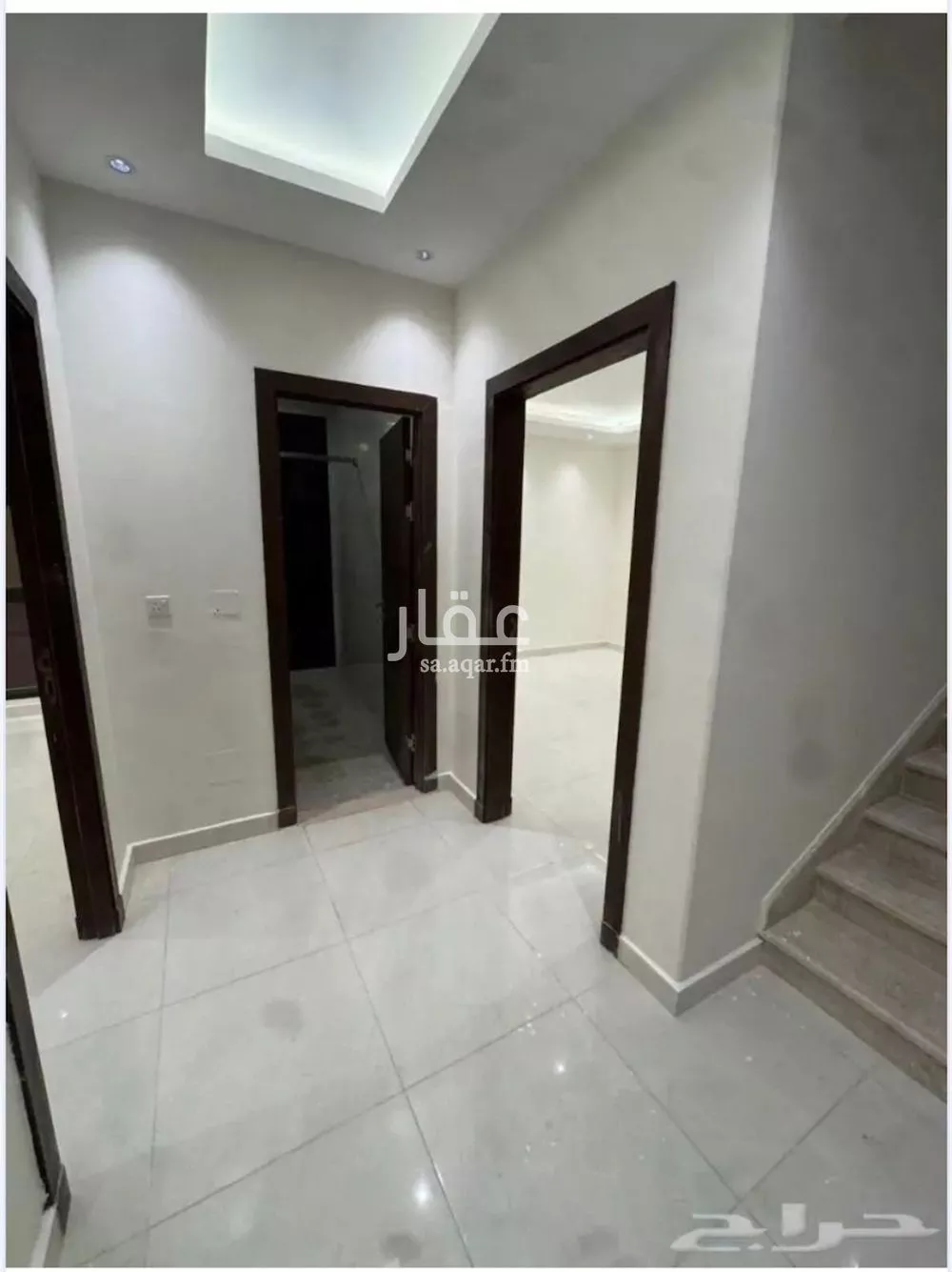 4 bedroom villa in Al Janadriyah 2