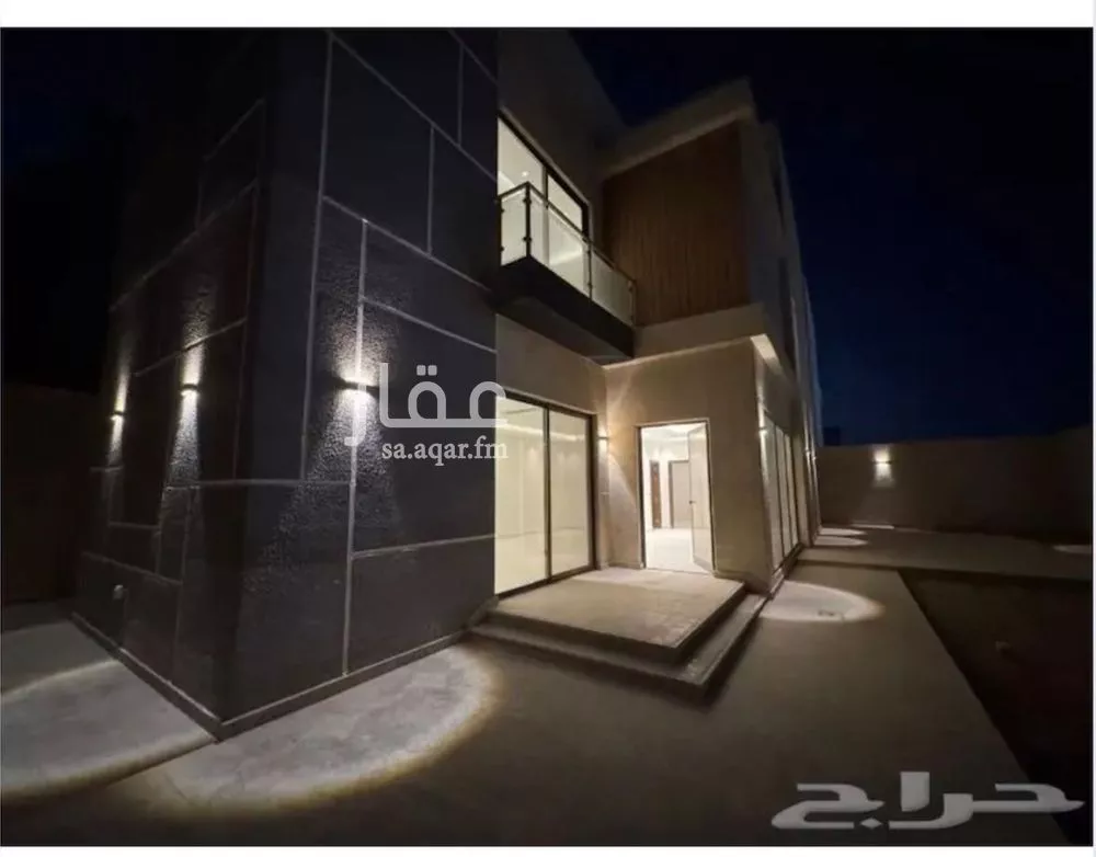 4 bedroom villa in Al Janadriyah 5