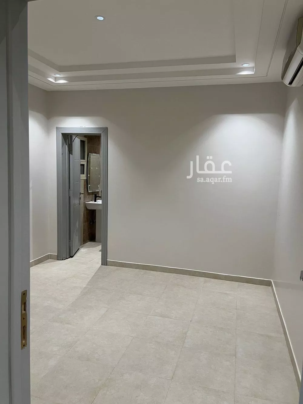 فيلا 9 غرف في الياسمين 19