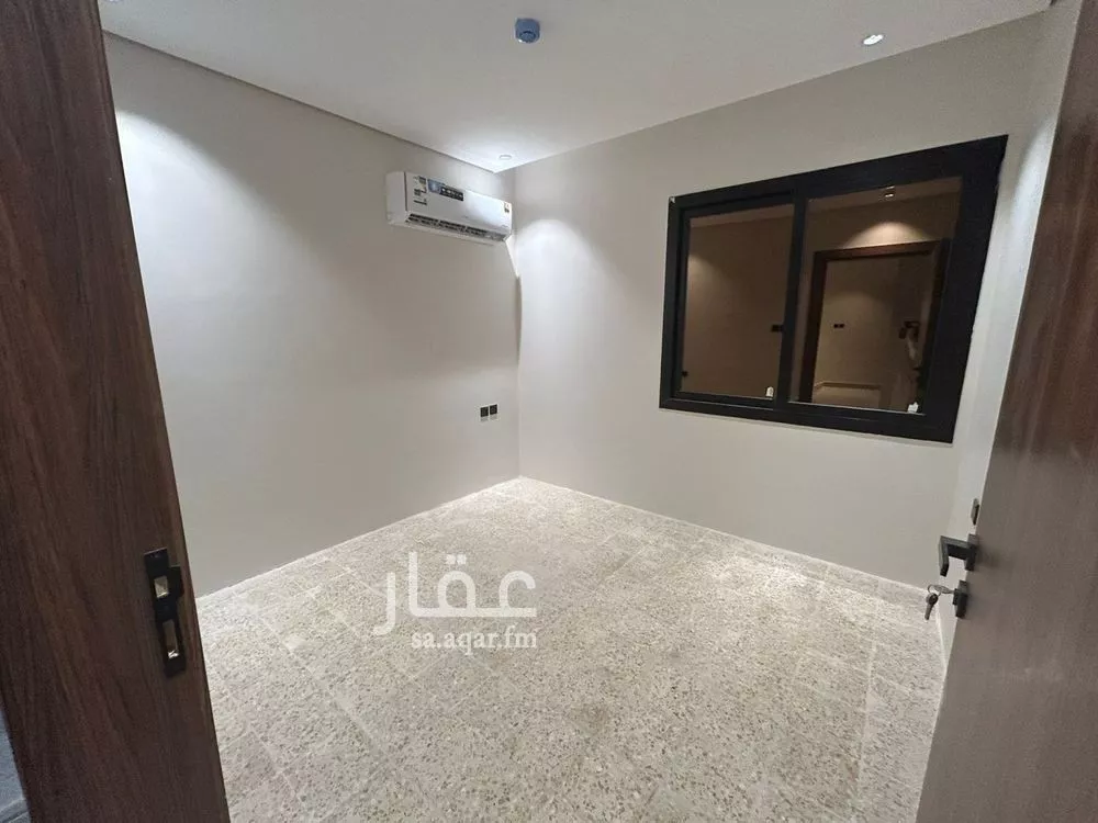 فيلا 5 غرف في العارض 5