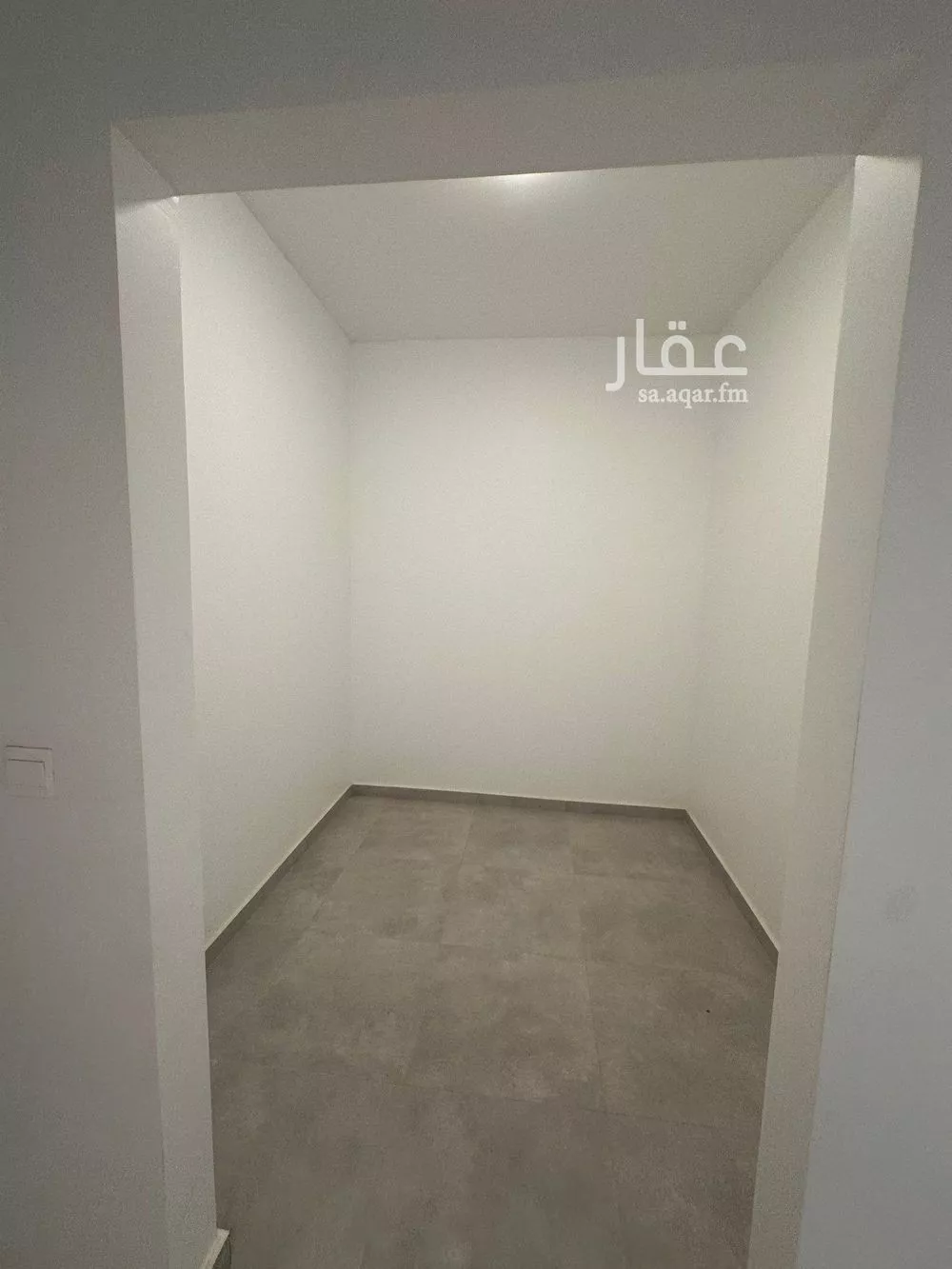 فيلا 5 غرف في النرجس 11