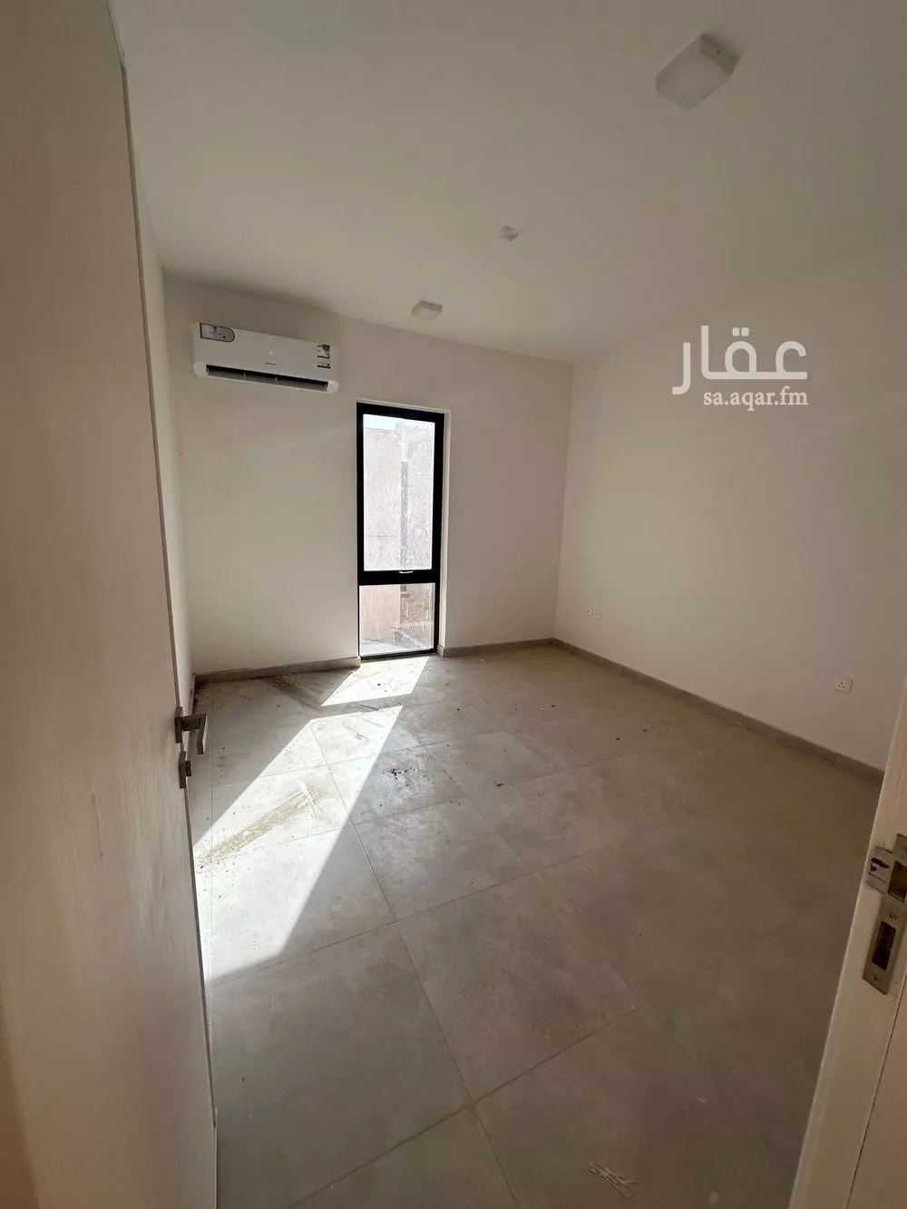 فيلا 5 غرف في النرجس 5