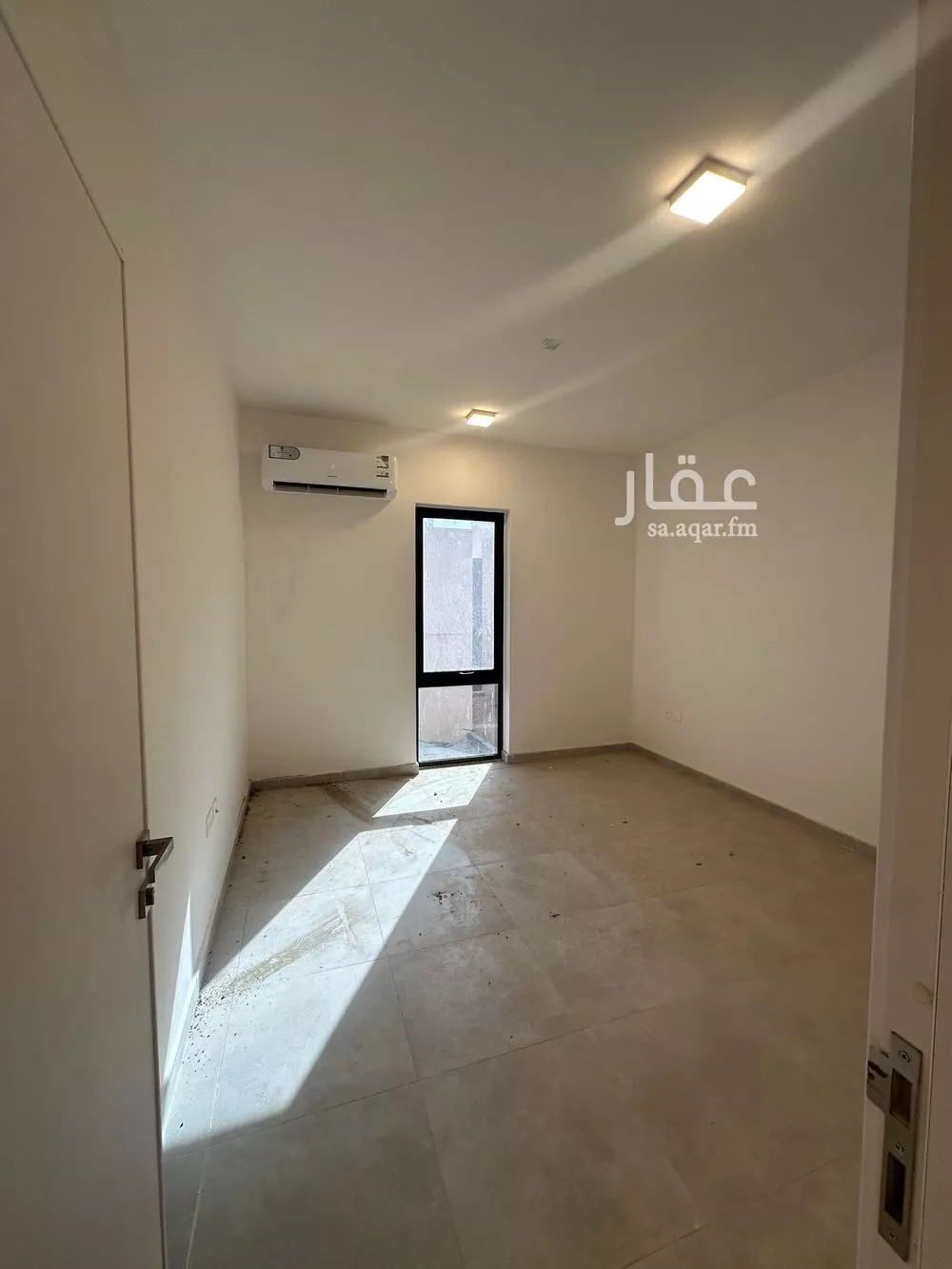 فيلا 5 غرف في النرجس 6