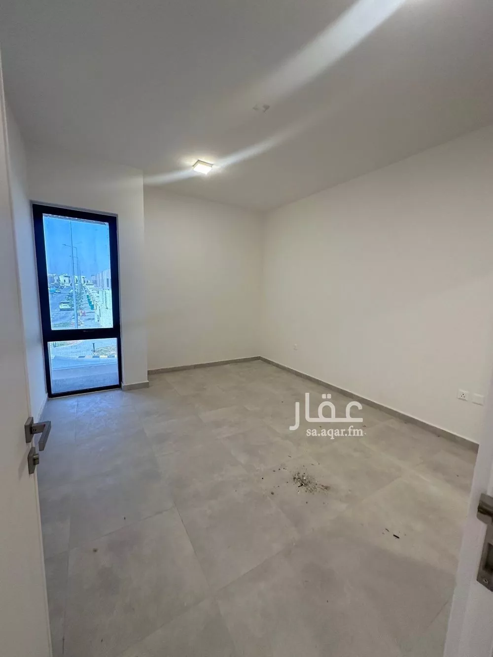 فيلا 5 غرف في النرجس 7