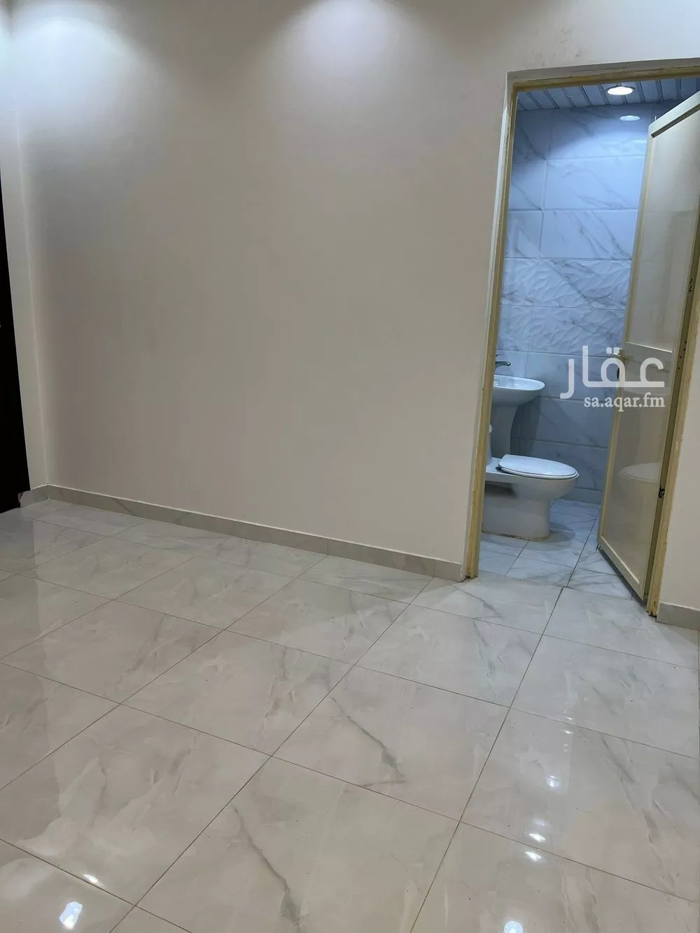 8 bedroom villa in Al Rimal 22