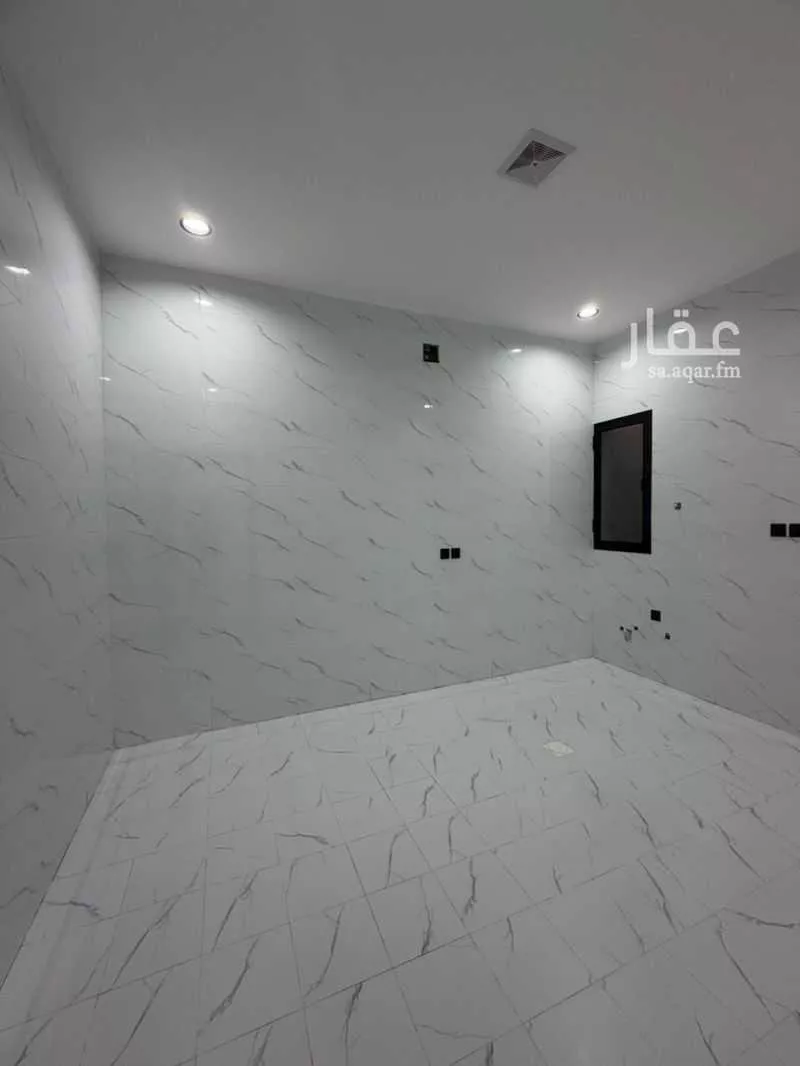 3 bedroom floor in Al Qadisiyah 13