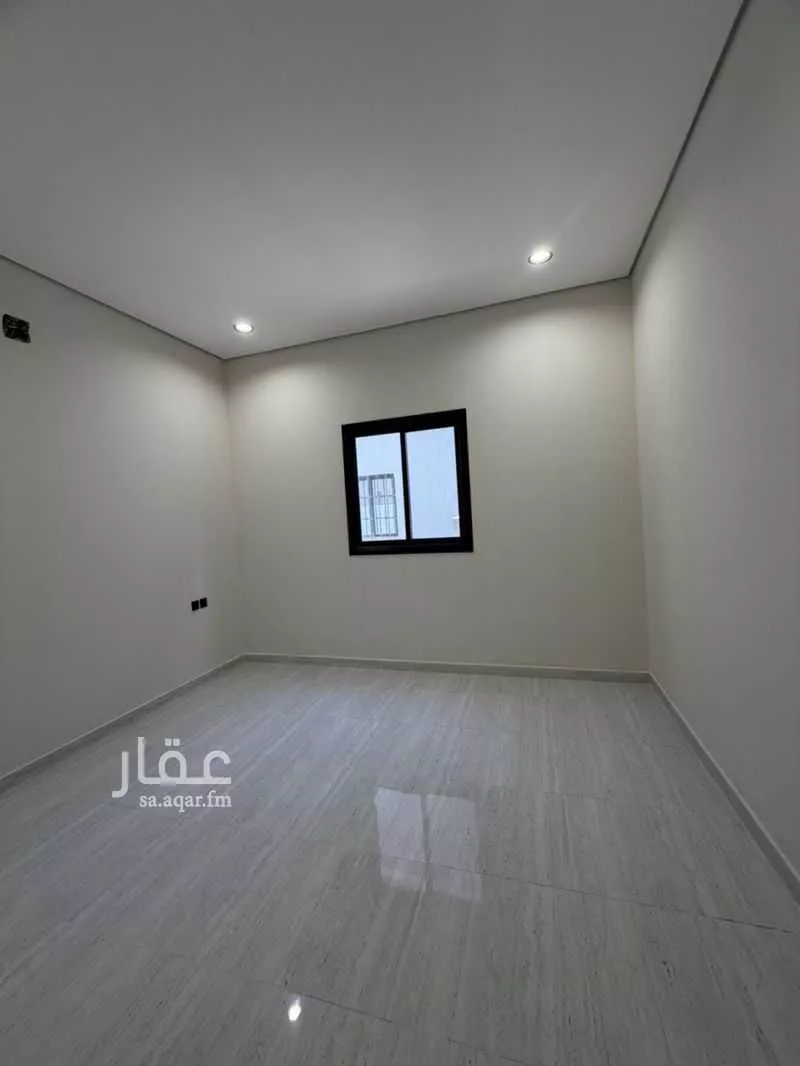 3 bedroom floor in Al Qadisiyah 9