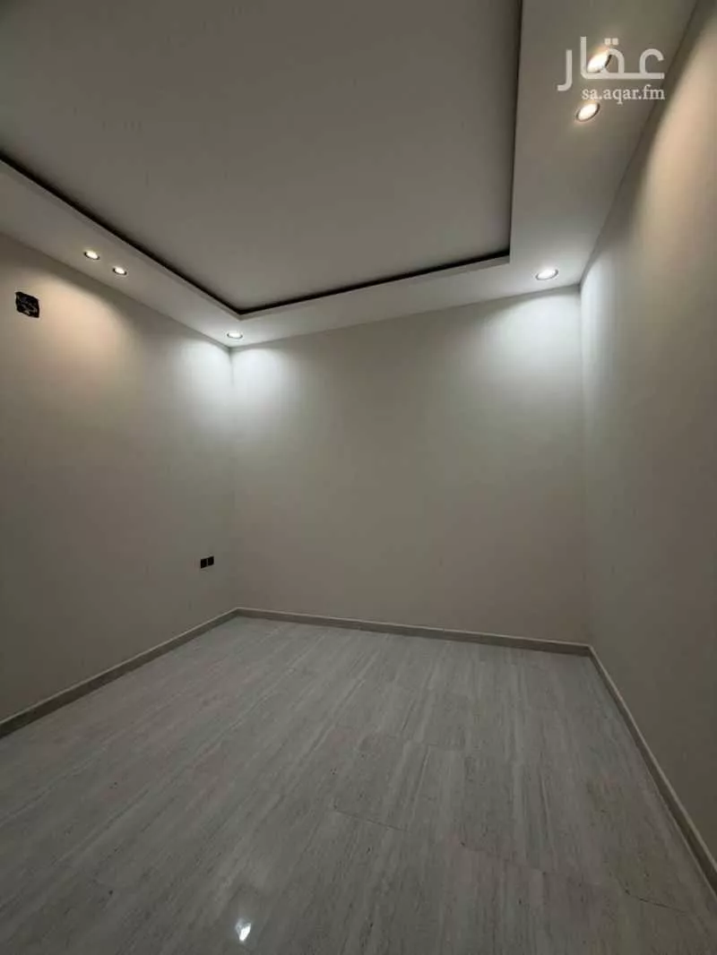3 bedroom floor in Al Qadisiyah 10