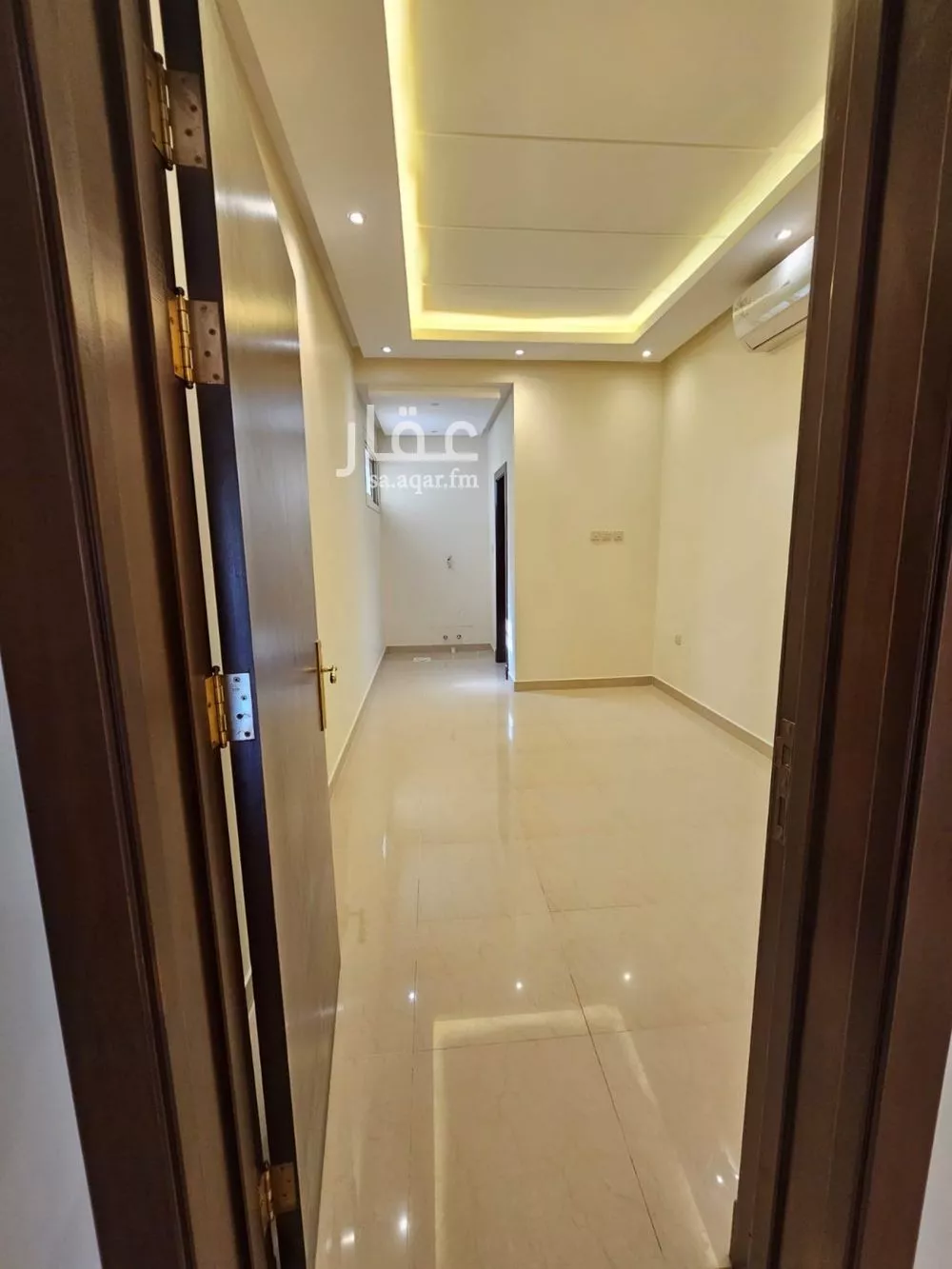 5 bedroom villa in Hittin 16