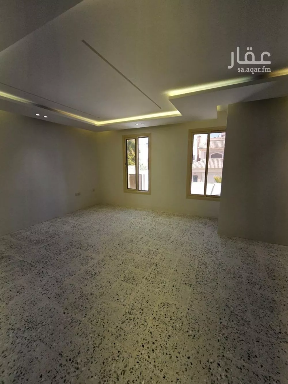 5 bedroom villa in Hittin 24
