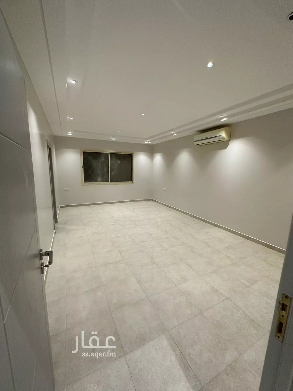 8 bedroom villa in Al Yasmin 11