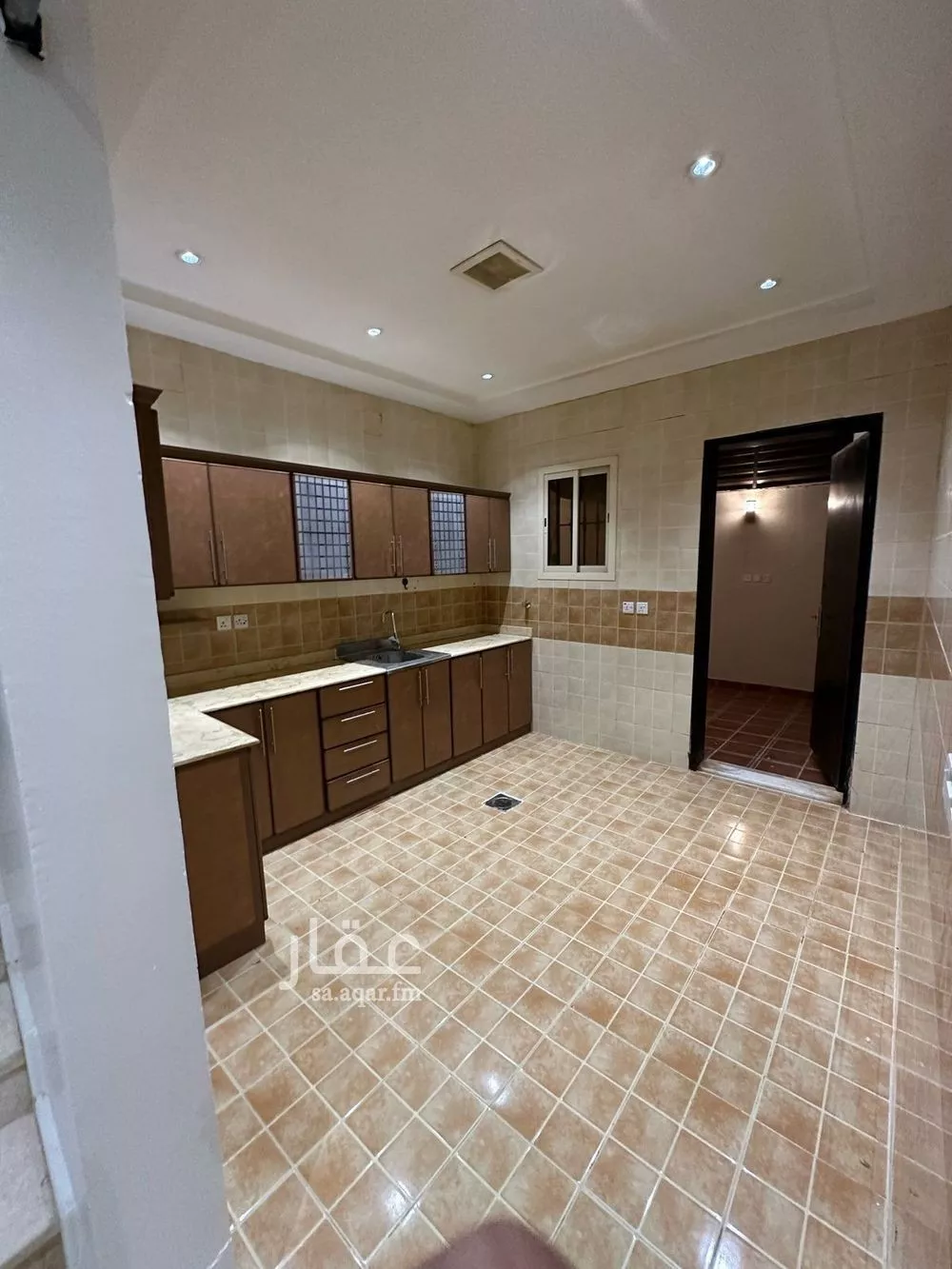 8 bedroom villa in Al Yasmin 10