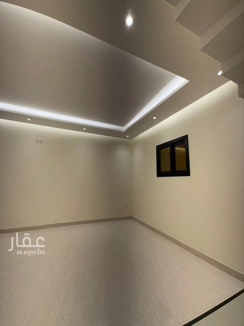 فيلا 7 غرف في النرجس 12