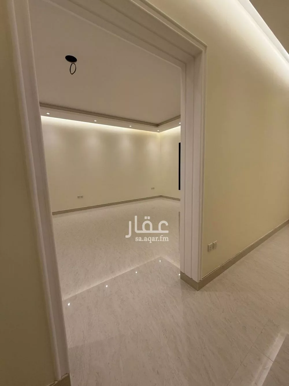فيلا 7 غرف في النرجس 3